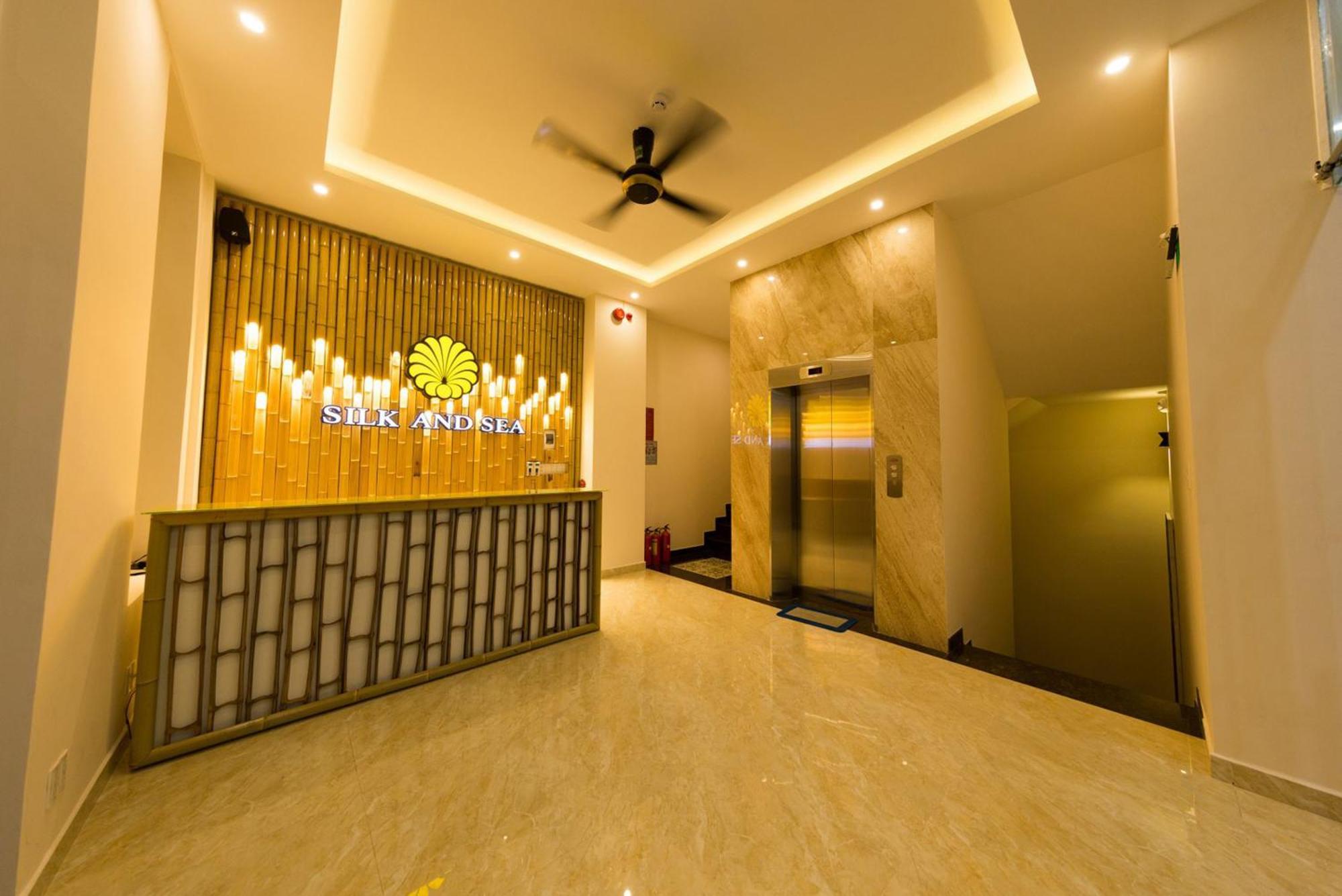 Silk And Sea Hotel Tan Thanh Экстерьер фото